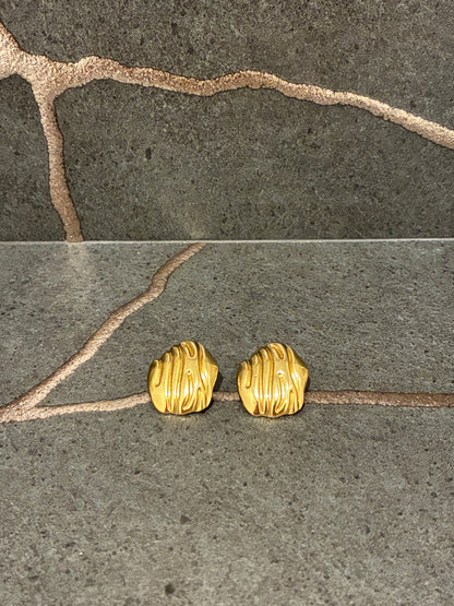 LYRA earrings